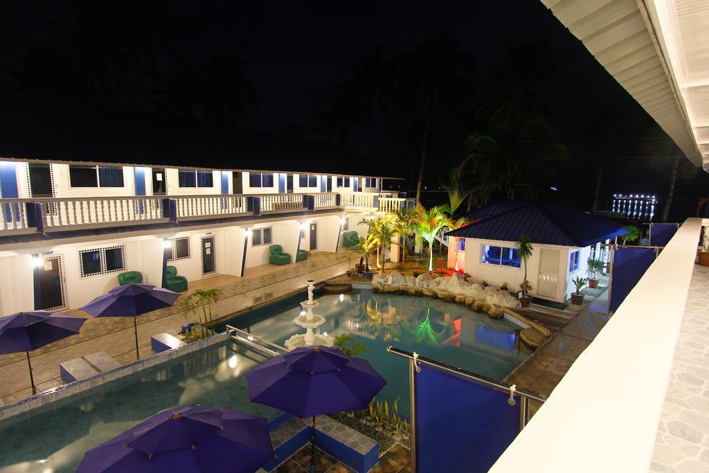 Bolabog Beach Resort Balabag  Buitenkant foto