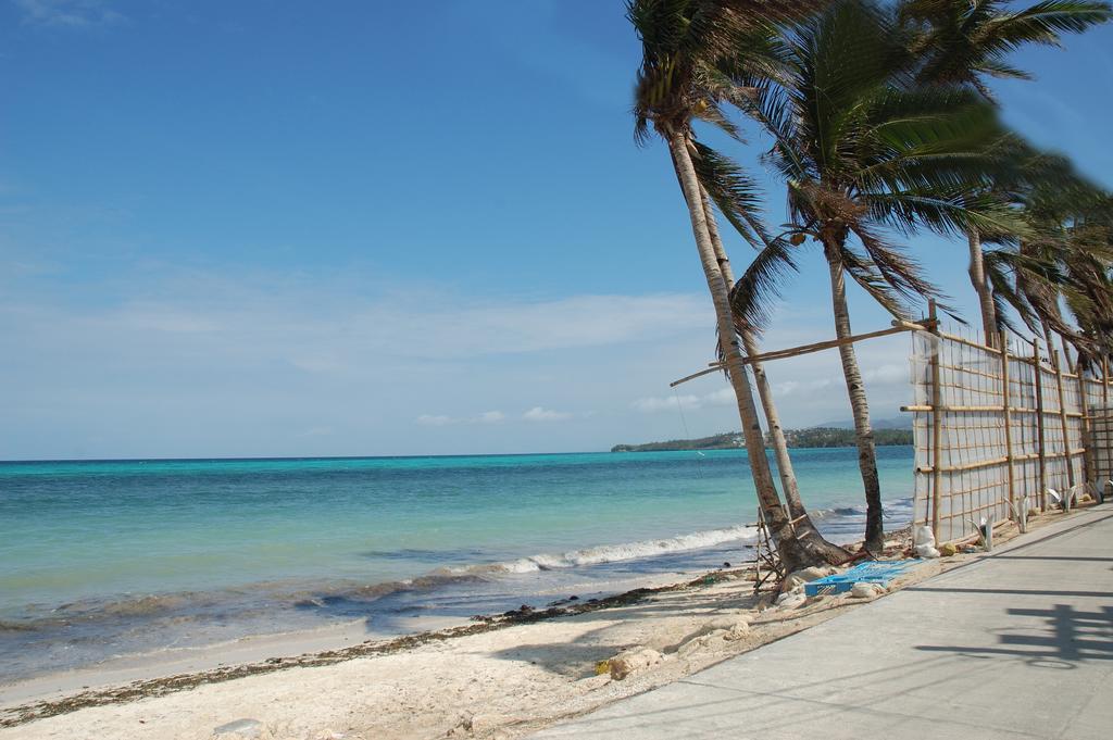 Bolabog Beach Resort Balabag  Buitenkant foto