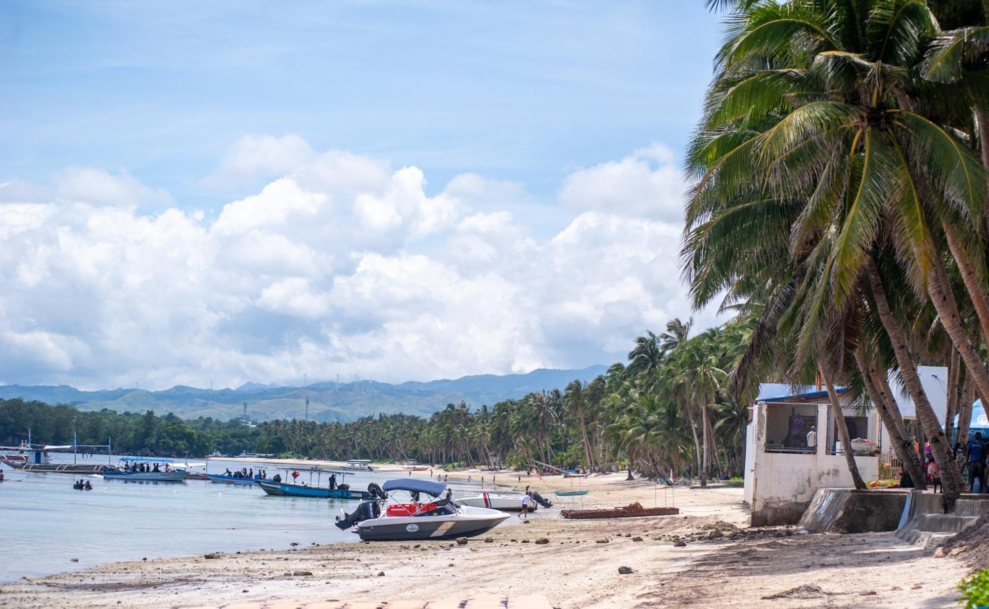Bolabog Beach Resort Balabag  Buitenkant foto