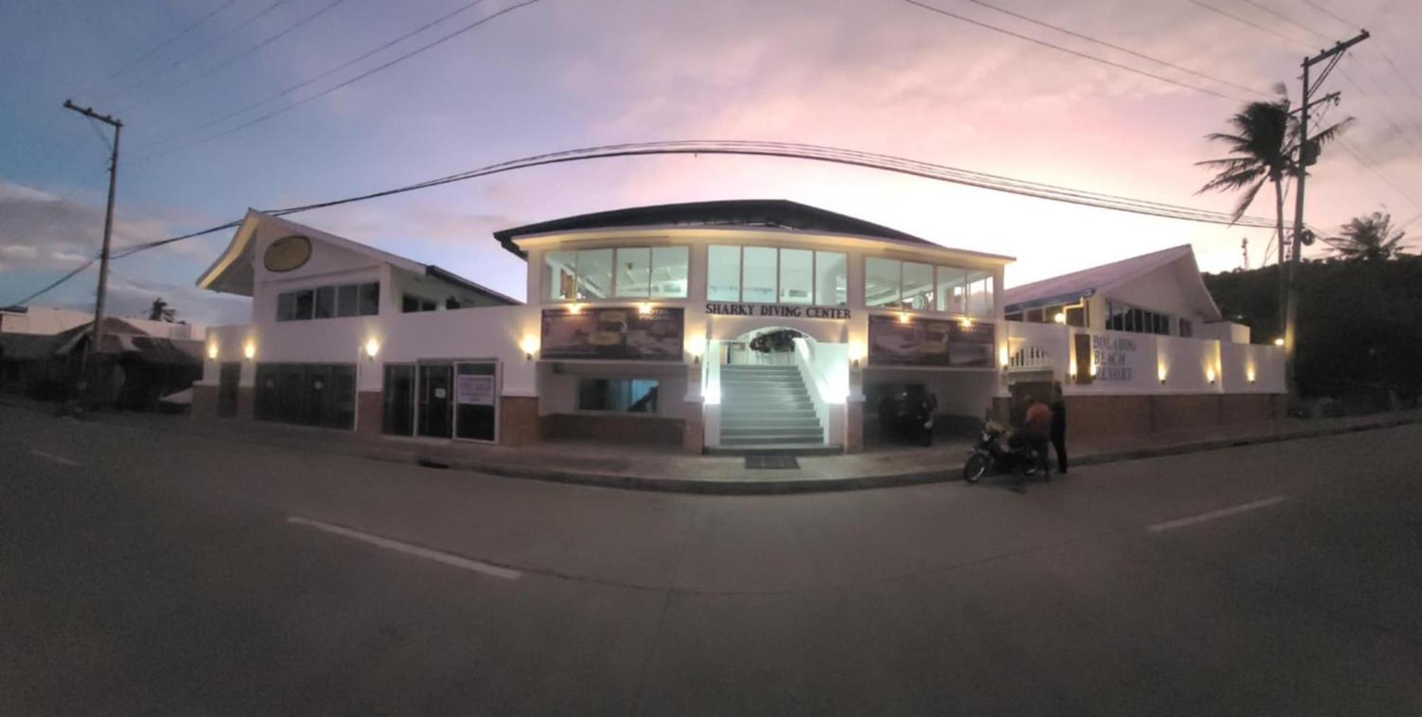 Bolabog Beach Resort Balabag  Buitenkant foto